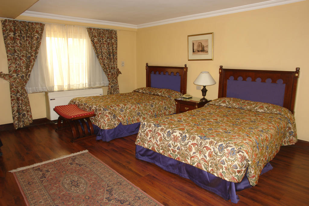 Shepheard Hotel Cairo Quarto foto