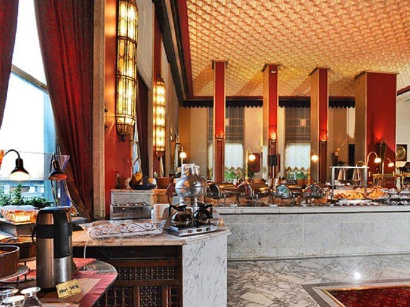 Shepheard Hotel Cairo Exterior foto