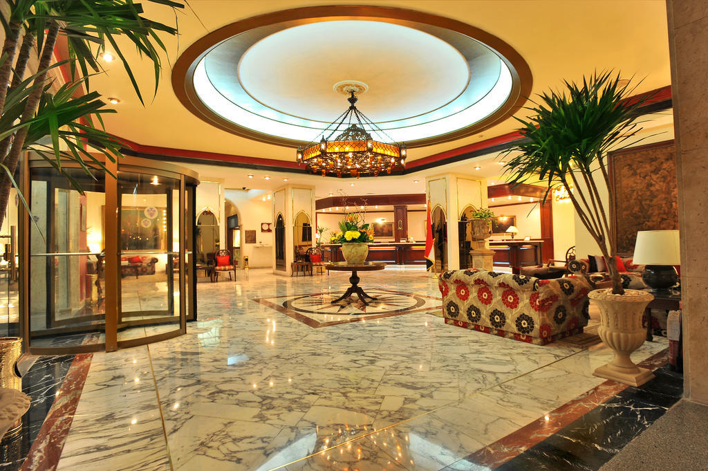 Shepheard Hotel Cairo Exterior foto