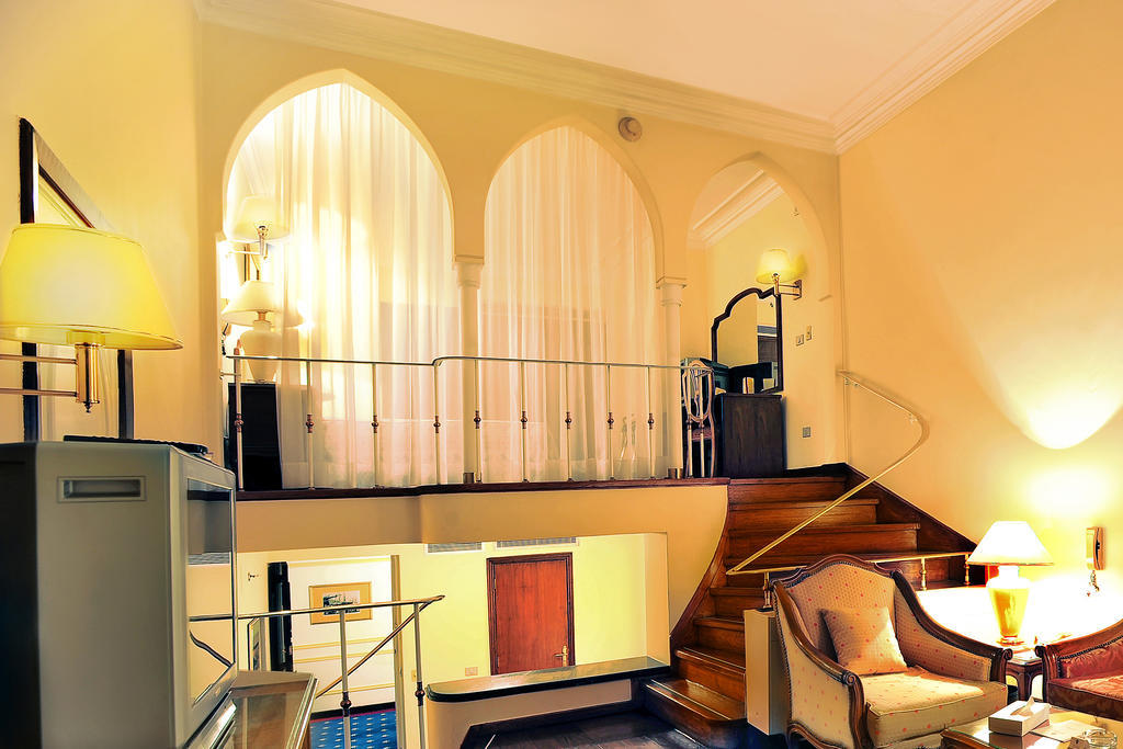 Shepheard Hotel Cairo Exterior foto